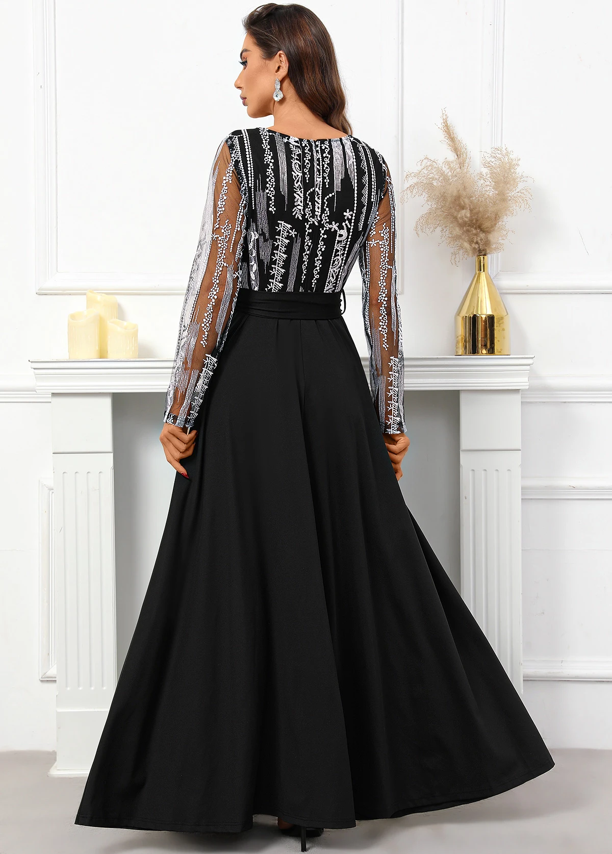 Black Breathable Belted Long Sleeve Scoop Neck Dress - Image 2